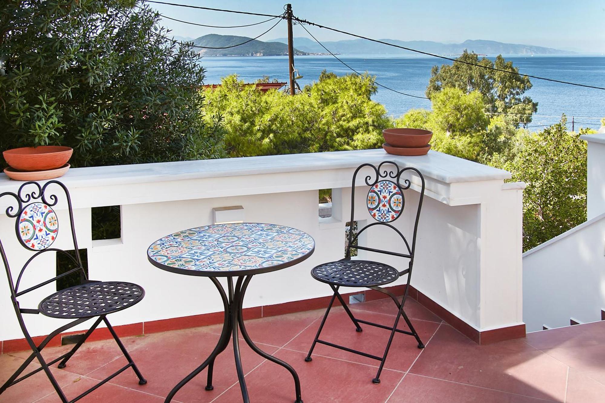 The Bordeaux Door Villa Aegina Exterior photo